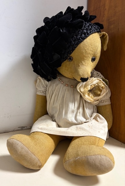 テディベア・電球くん／林由紀子所蔵