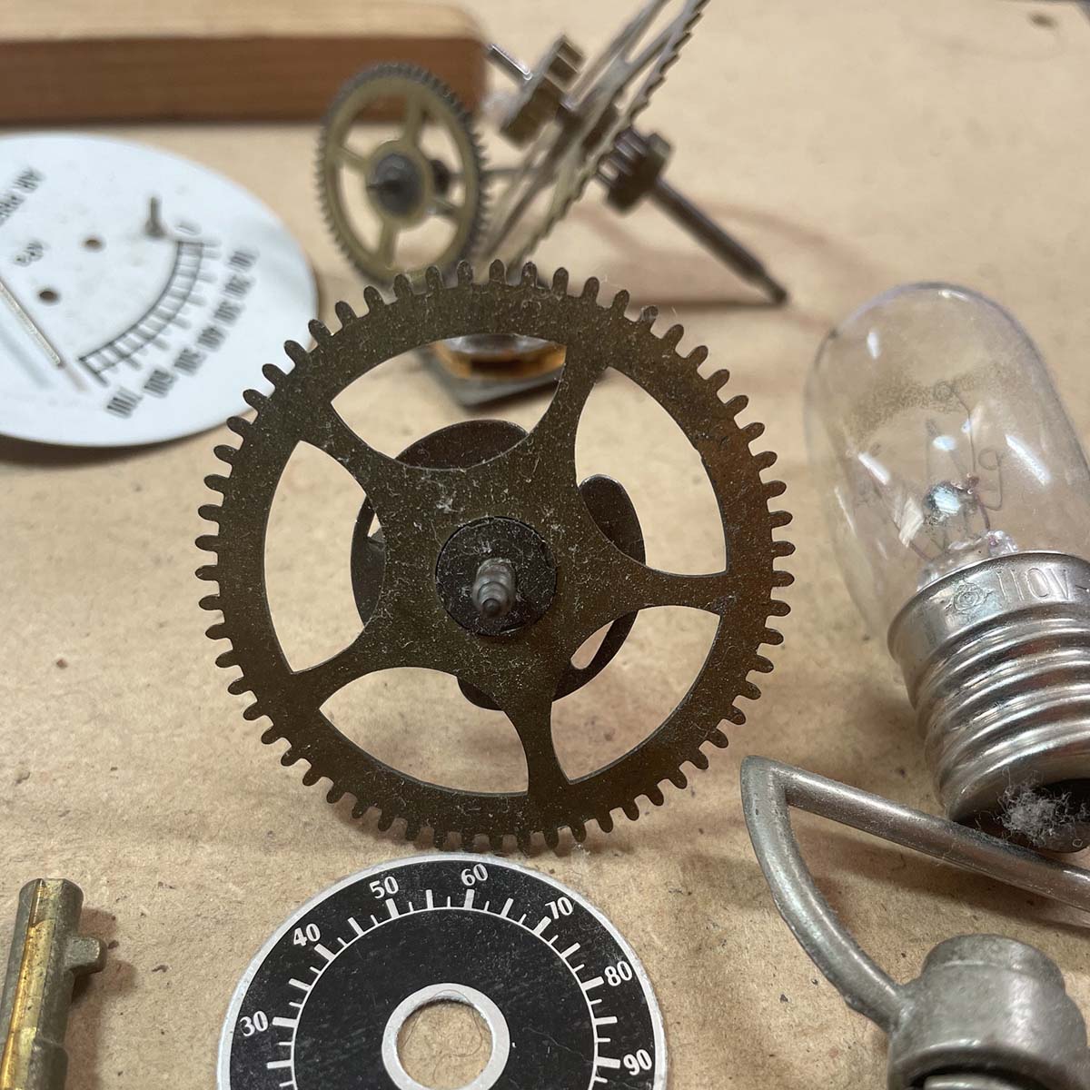 どこかにドア ～歯車の世界へ～